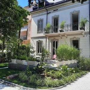 Maison d'hôtes Santagata, Côme