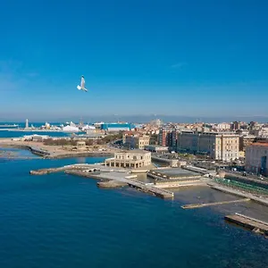 casamieli-nuovo-vicino-al-porto-e-al-mare.it-tuscanyhotel.com/