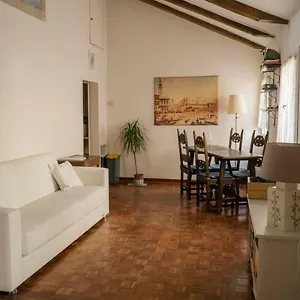 attic-in-san-marco.hotelinveneto.com/